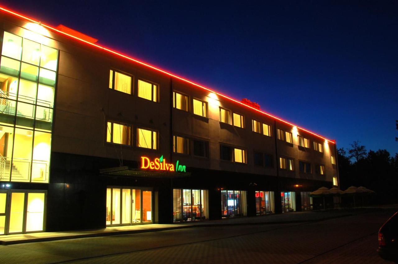 Отель Desilva Inn Katowice Airport Пирзовице-34